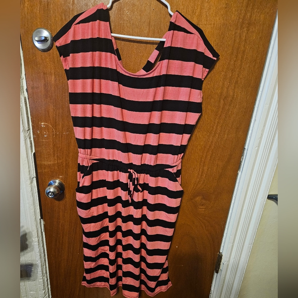 Comfortable versatile dress